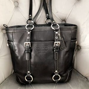 NWOT AUTHENTIC COACH F11525 LARGE LEATHER SATCHEL